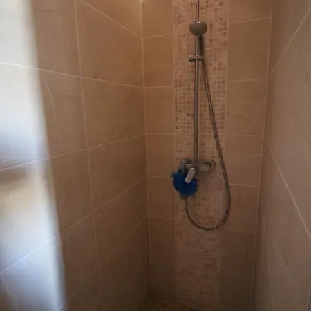 Daire Maison Cosy Avec Patio Quartier Saint Michel Bordeaux